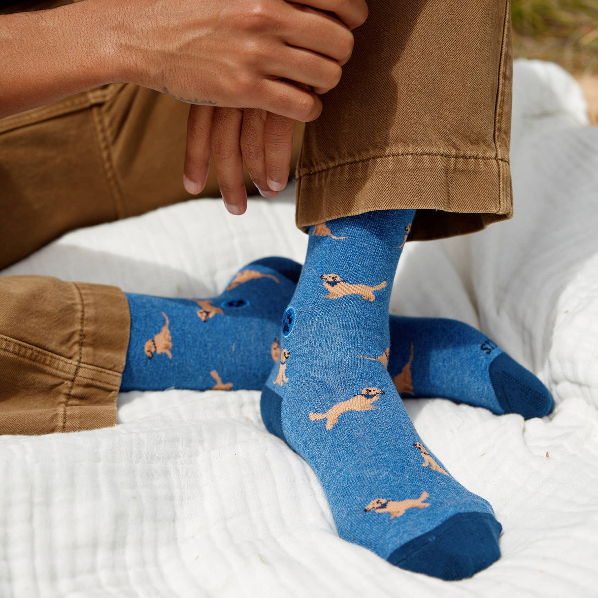 Socks that Save Dogs | Golden Retrievers: Size Small