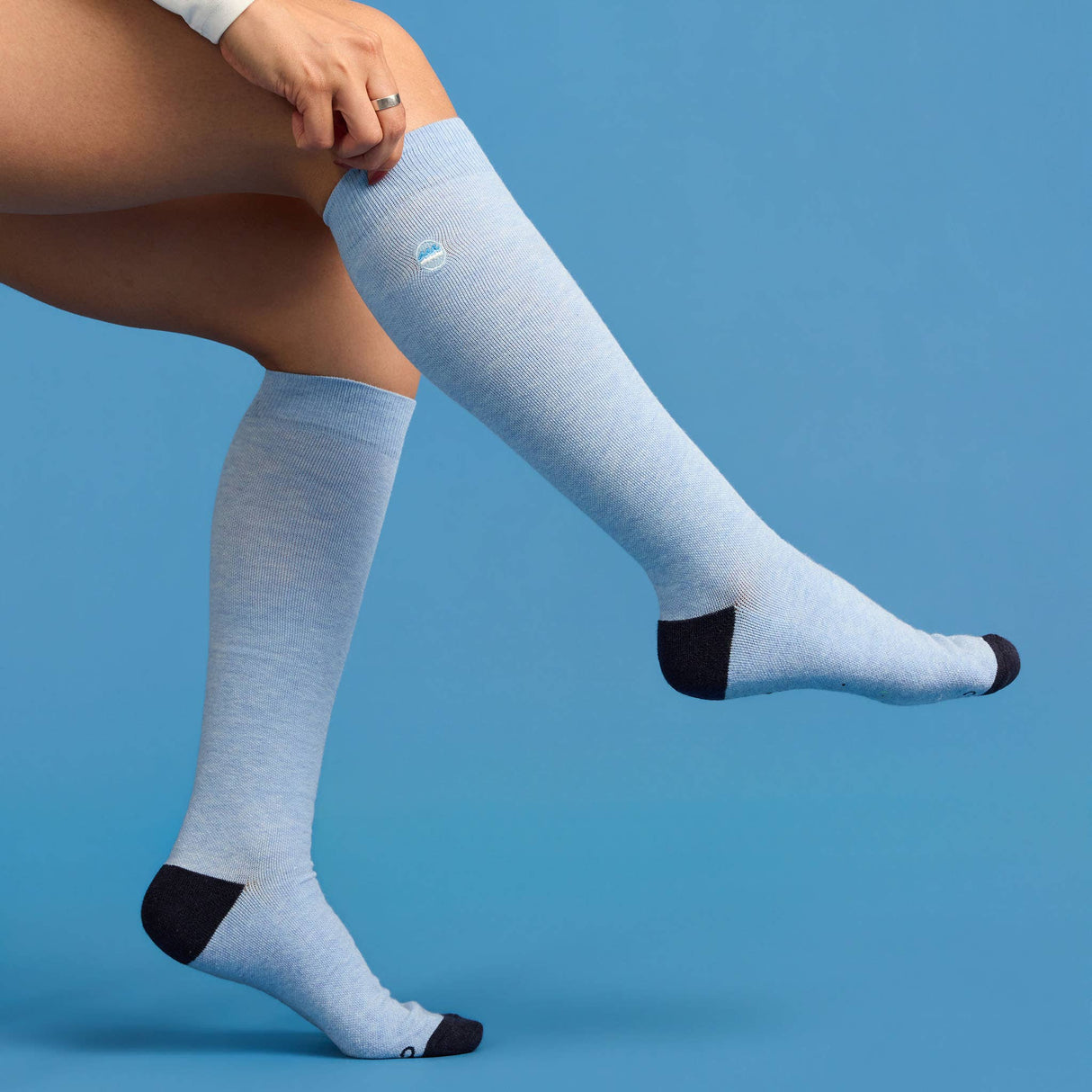 Compression Socks that Protect Oceans | Blue: Size Medium